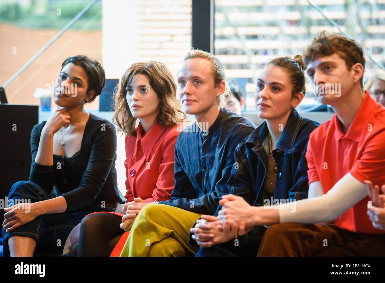 Berlin, Allemagne. 22 février 2020. 70ème Berlinale, Shooting Stars - Conférence de presse: Les acteurs Zita Hanrot (l-r), Joana Ribeiro, Bartosz Bielenia, Victoria Carmen Sonne et Levan Gelbakhiani. Le Festival International du Film a lieu du 20.02 au 01.03.2020. Crédit: Gregor Fischer/Dpa/Alay Live News Banque D'Images