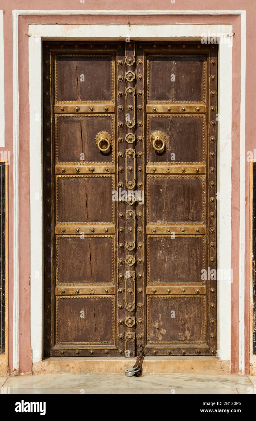 Porte du Palais de la Ville, Jaipur, Rajasthan, Inde Photo Stock - Alamy