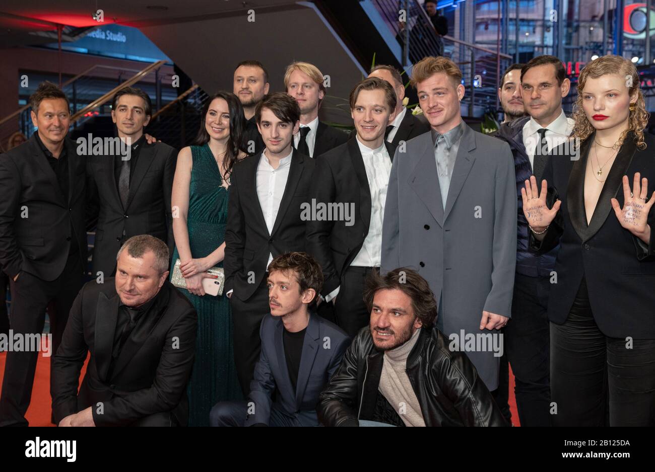 Berlin, Allemagne. 22 février 2020. 70ème Berlinale, tapis rouge, gala spécial Berlinale, 'leçons persans' : la fonte sur le tapis rouge. Le Festival International du Film a lieu du 20.02 au 01.03.2020. Crédit: Gerald Matzka/Dpa-Zentralbild/Dpa/Alay Live News Banque D'Images