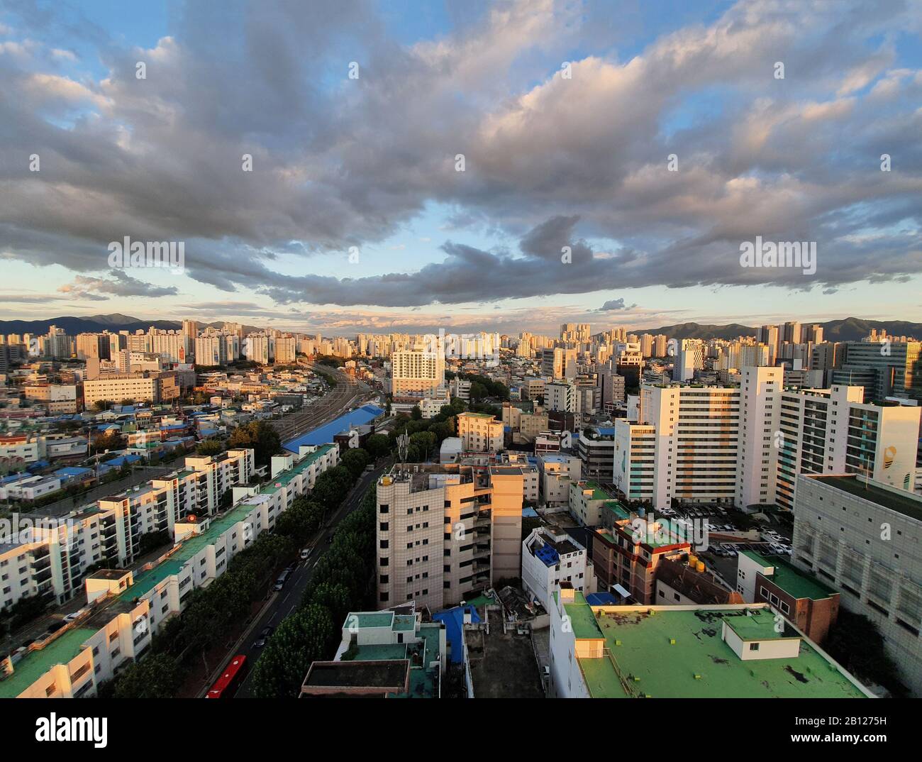 Panorama de la ville de Daegu en Corée du Sud, En Direction du quartier de Suseong Banque D'Images