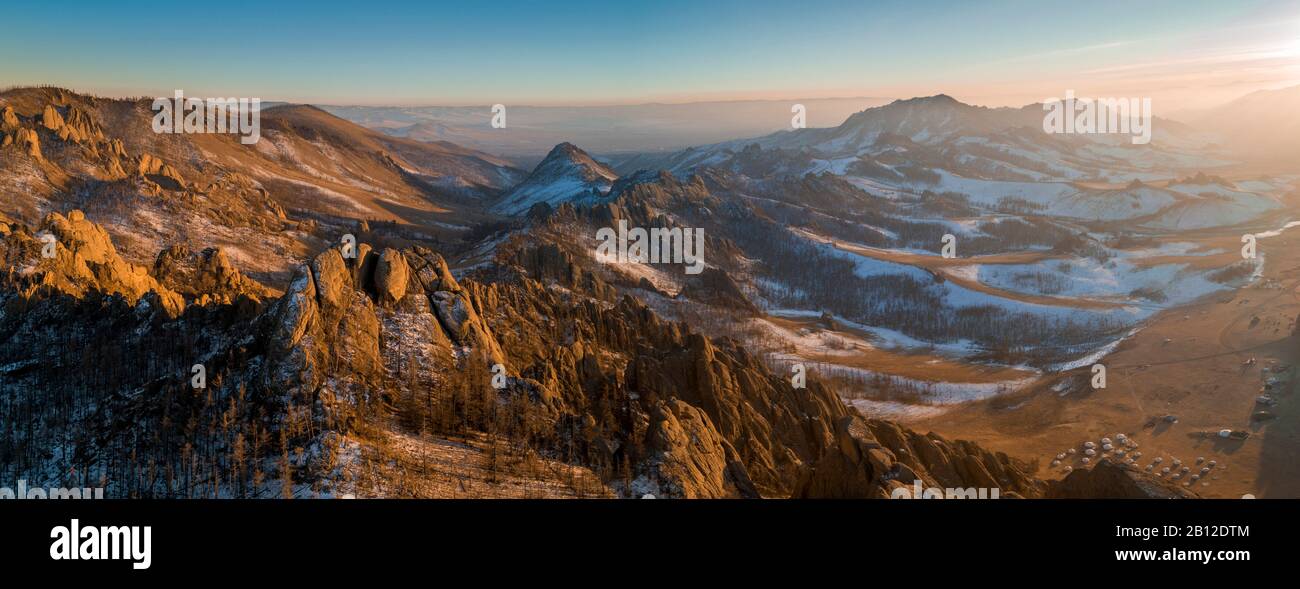 Coucher du soleil en Suisse, mongole, Parc National de Gorkhi-Terelj en Mongolie Banque D'Images