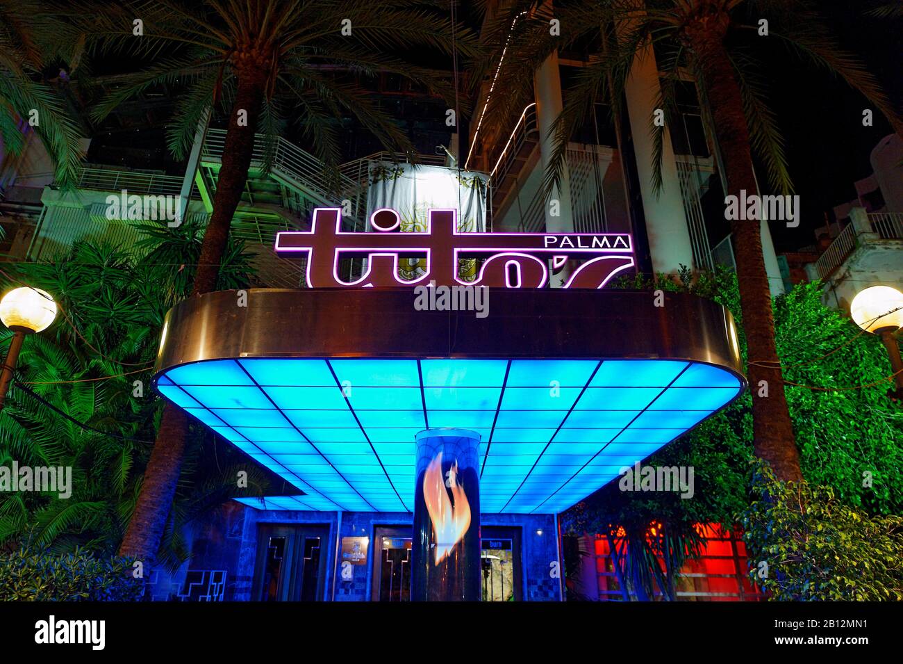 Entrée de Tito à la discothèque culte, Gabriel Roca Avinguda, Palma de  Majorque, Majorque, Iles Baléares, Espagne, Europe Photo Stock - Alamy