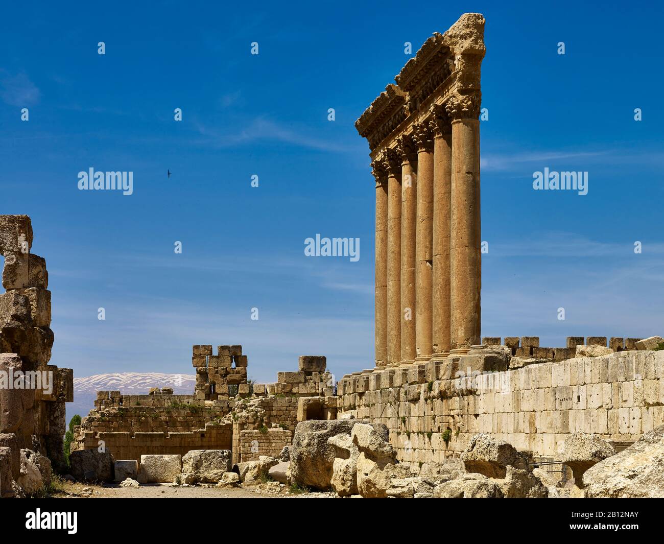 Colonnes du Temple de Jupiter dans l'ancienne ville de Baalbek, Liban, Moyen-Orient Banque D'Images