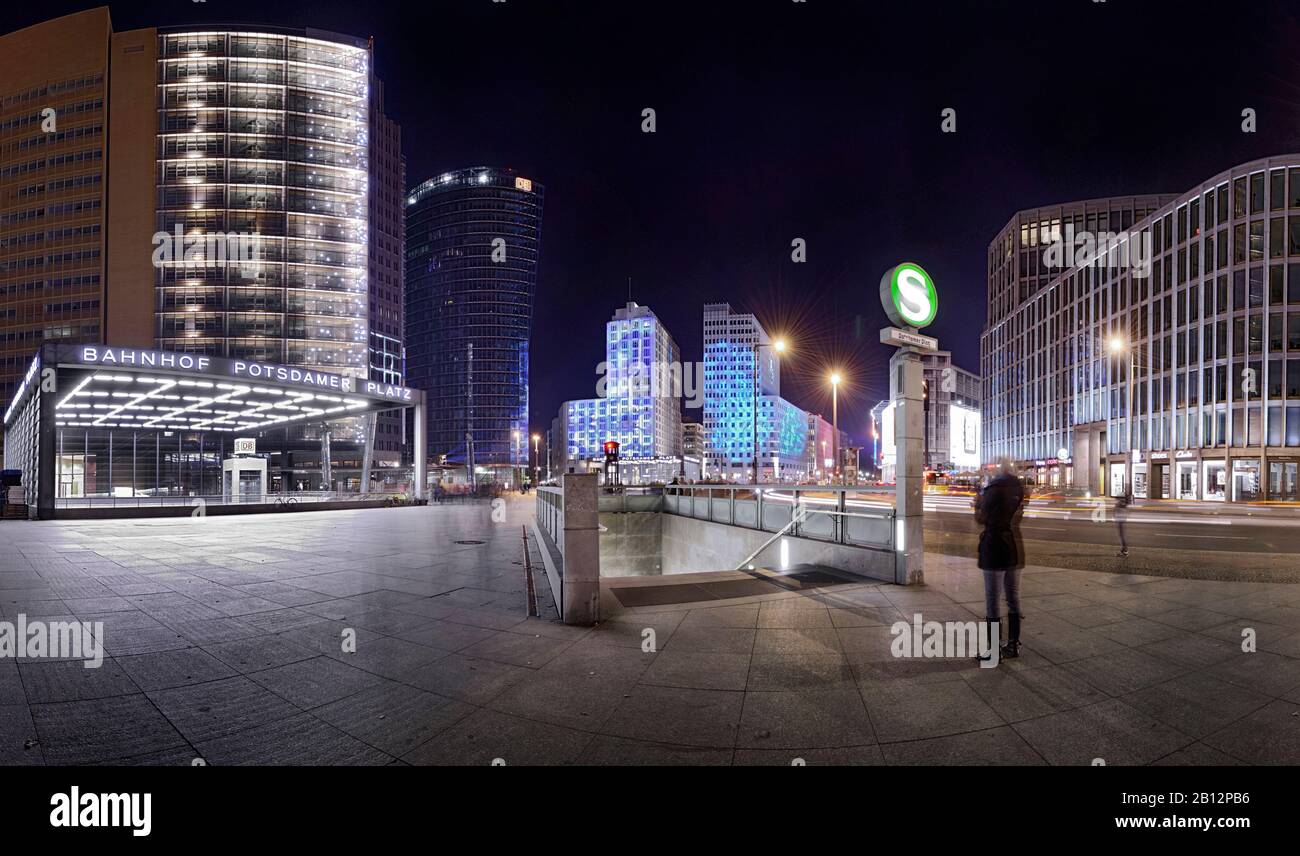 Panorama,Leipziger Strasse,Potsdamer Platz,Pwc Building,Sony Center,Db Tower Et Beisheim Center Avec Ritz Carlton Hotel,Tiergarten District,Berlin,Allemagne,Europe Banque D'Images