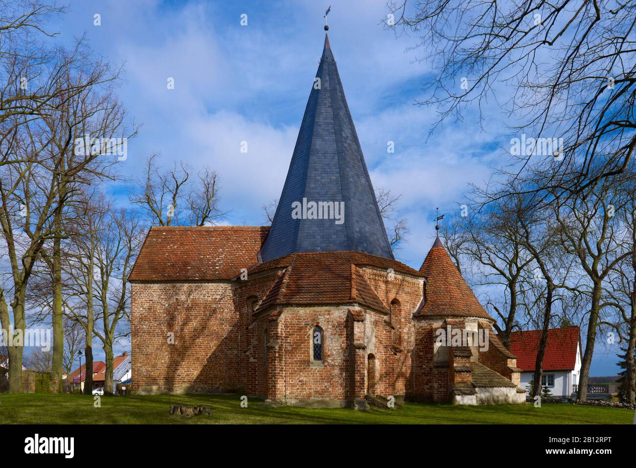 Église Saint-Marie Et Saint-Laurent À Ludorf -Müritz,Mecklenburg Lake District,Mecklenburg-Vorpommern,Allemagne Banque D'Images