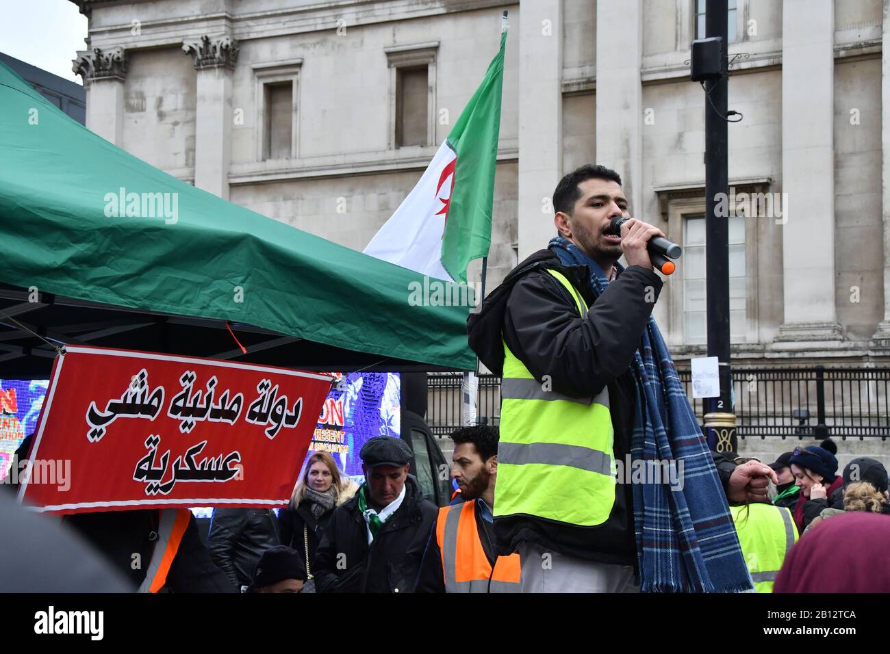 Londres, Royaume-Uni. 22 février 2020. Hirak (mouvement) un an plus loin, le mouvement de protestation algérien, les manifestants exigent un changement assez de colonialisme tout au long de l'histoire, Un an de protestation pacifique continue à Londres, au Royaume-Uni. Crédit: Capital Photo/Alay Live News Banque D'Images