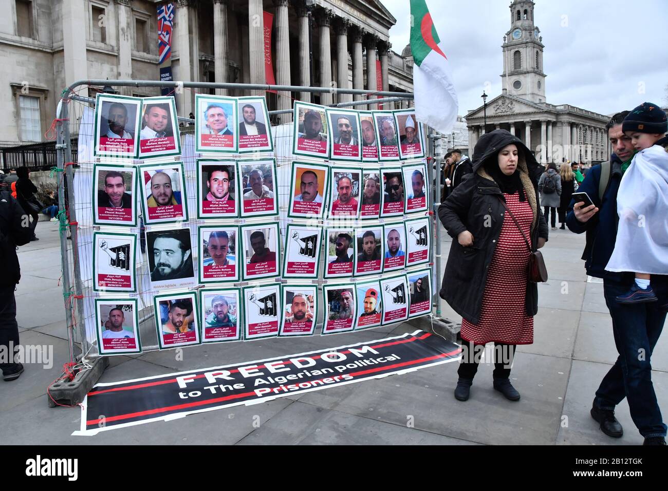 Londres, Royaume-Uni. 22 février 2020. Hirak (mouvement) un an plus loin, le mouvement de protestation algérien, les manifestants exigent un changement assez de colonialisme tout au long de l'histoire, Un an de protestation pacifique continue à Londres, au Royaume-Uni. Crédit: Capital Photo/Alay Live News Banque D'Images