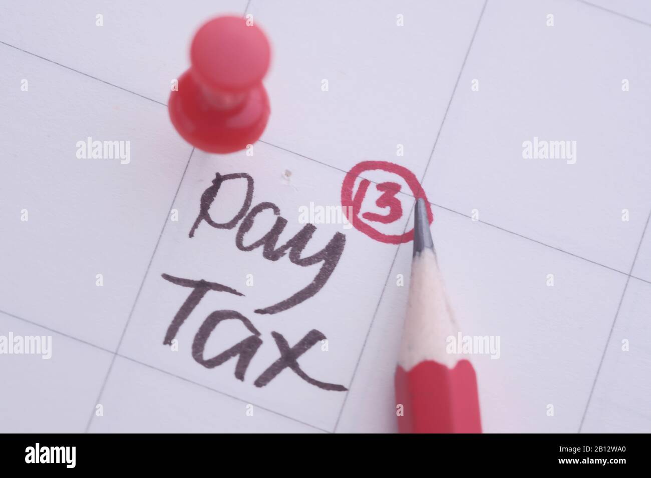 concept de taxe sur les salaires dans le calendrier, gros plan Banque D'Images