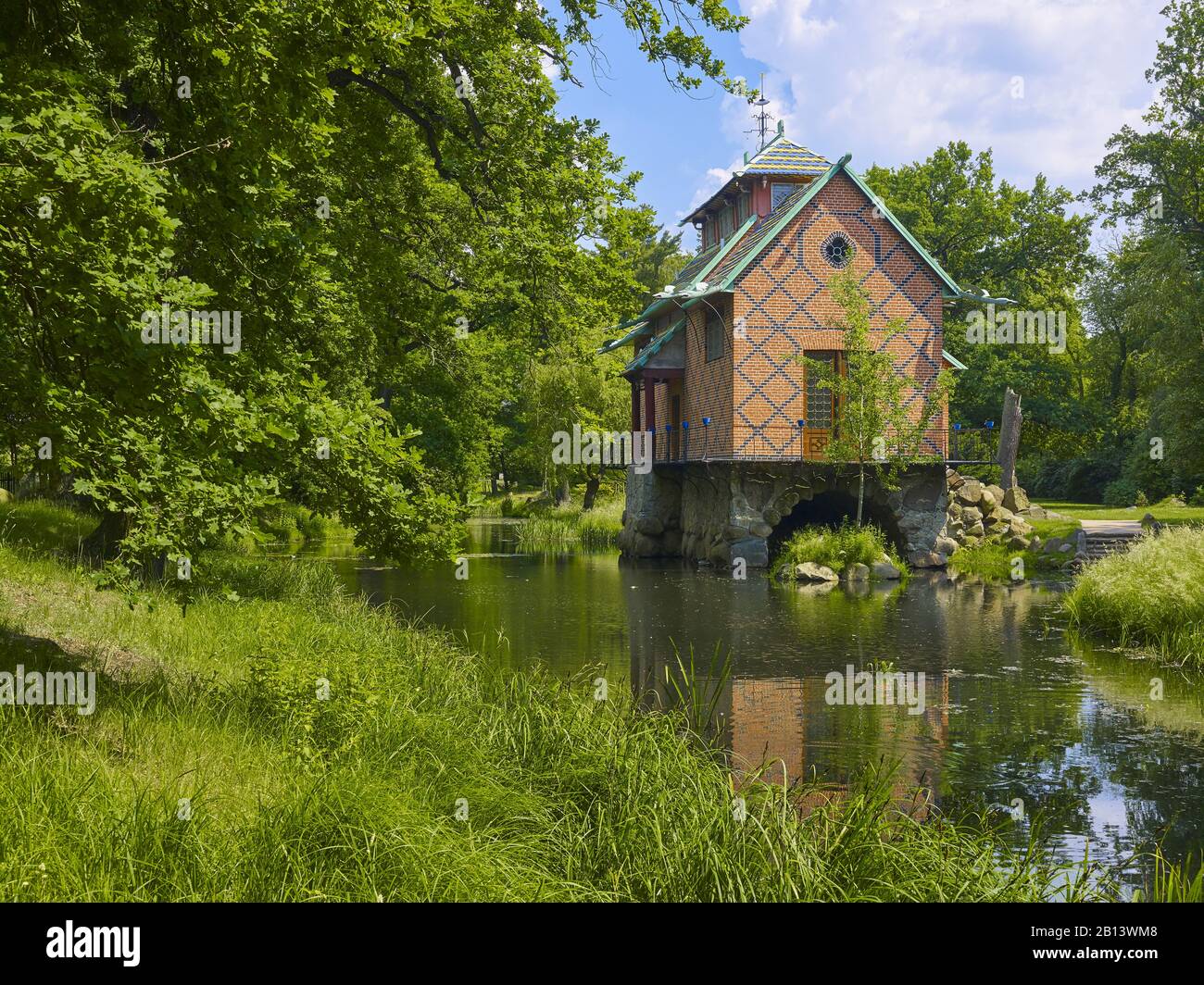 Maison De Thé Chinoise Dans Le Jardin Anglais-Chinois Du Palais D'Oranienbaum, Saxe-Anhalt, Allemagne Banque D'Images