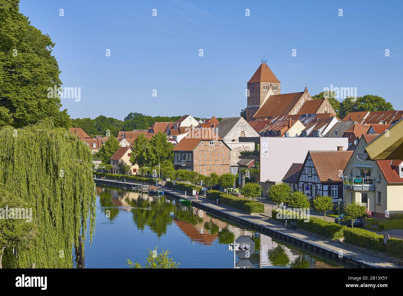 La voie navigable Müritz-Elde à Plau am See,Mecklenburg-Ouest Pomerania,Allemagne Banque D'Images