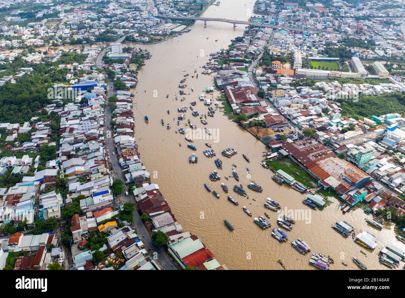 Marché Flottant À Can Tho, Dans Le Delta Du Mékong, Au Vietnam Banque D'Images