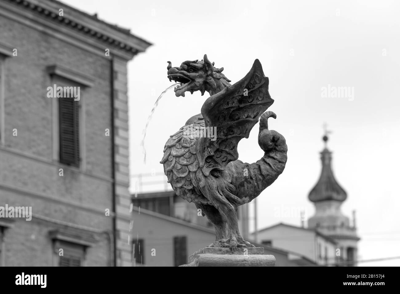 Fontana Dei Galli À Loreto, Ancona, Italie (Fontaine De Coq) Banque D'Images