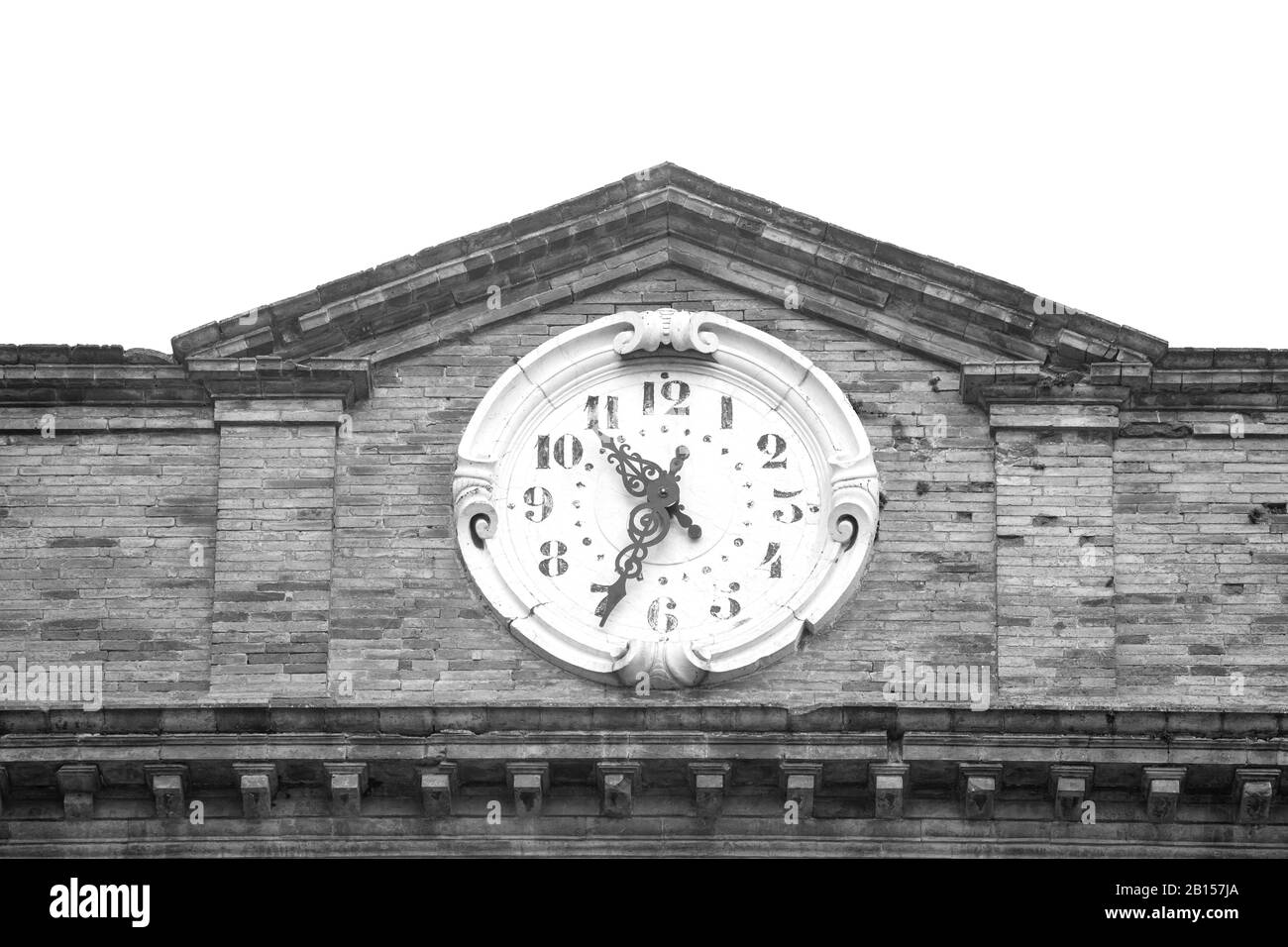 Vieille Horloge À Loreto Townhall Façade (Ancona, Italie) Banque D'Images