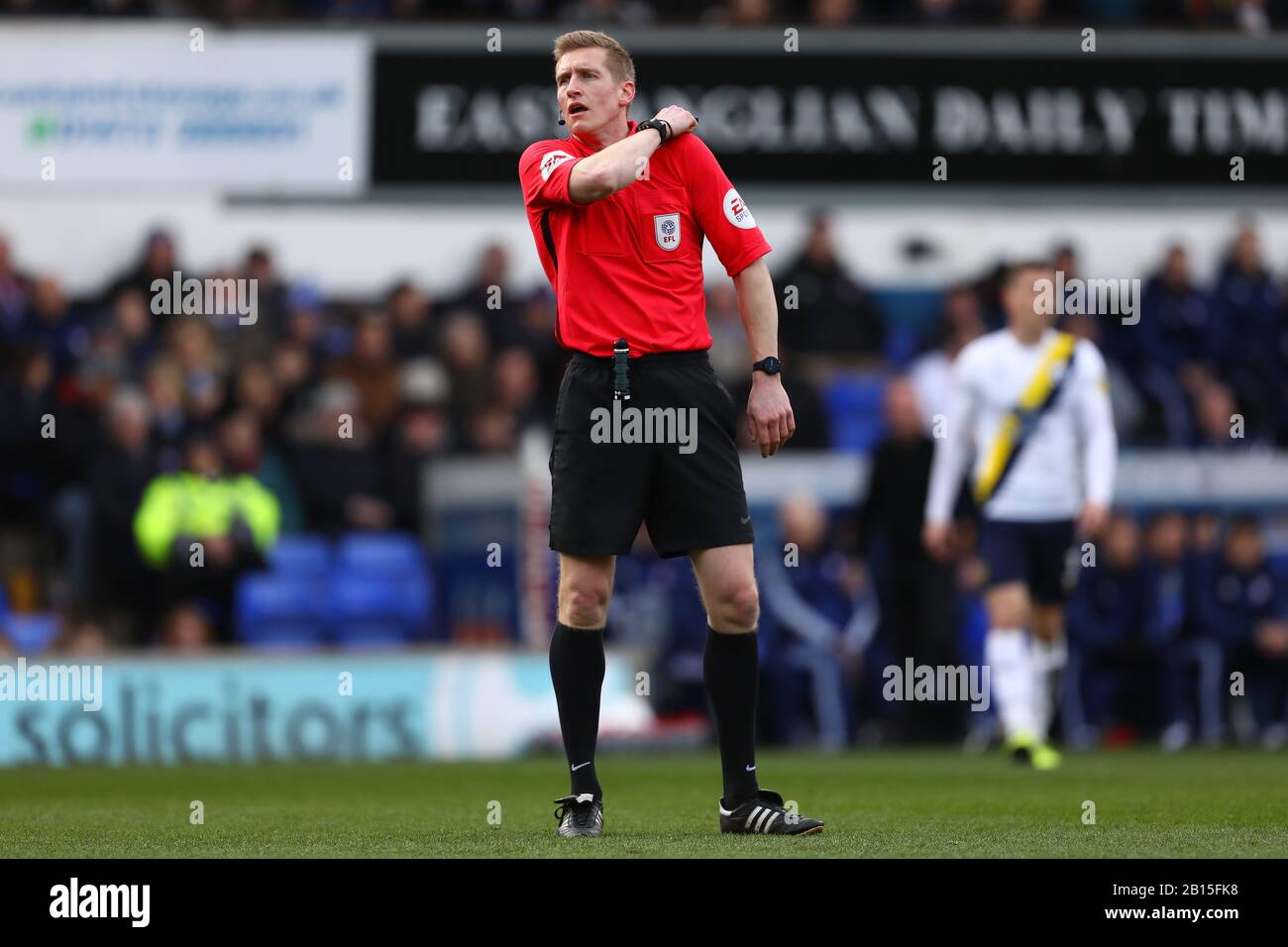 Arbitre, Scott Oldham - Ipswich Town / Oxford United, Sky Bet League One, Portman Road, Ipswich, Royaume-Uni - 22 Février 2020 Usage Éditorial Seulement - Les Restrictions Dataco S'Appliquent Banque D'Images