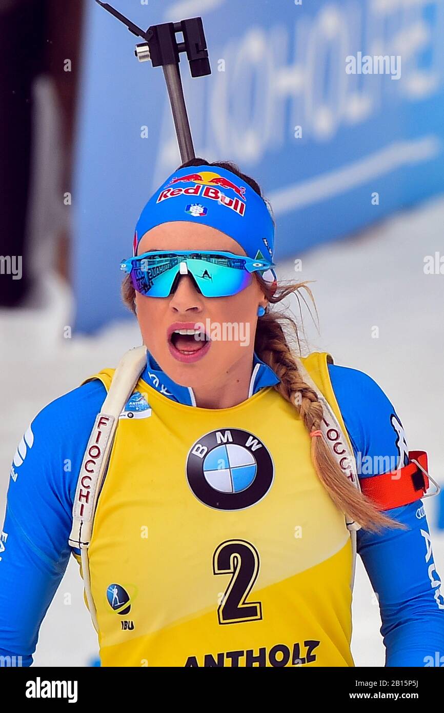 Anterselva (BZ), Italie, 23 févr. 2020, dorothea wierer (ita) après la ligne de finition à fine delle gare pendant la coupe du monde IBU Biathlon 2020 - début de la messe des femmes - Biathlon - crédit: LPS/Franco Debernardi/Alay Live News Banque D'Images