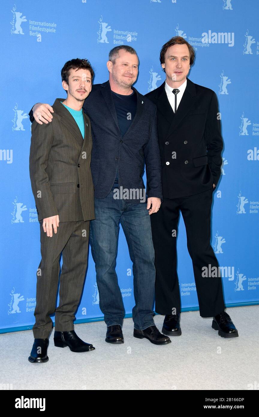 Berlin, Allemagne. 22 février 2020. Nahuel Perez Biscayart, Vadim Perelman et Lars Eidinger lors du photocrate « Persian Lessons » au 70ème Festival International du Film de Berlin/Berlinale 2020 à l'Hôtel Grand Hyatt le 22 février 2020 à Berlin, Allemagne. | utilisation dans le monde crédit: DPA/Alay Live News Banque D'Images