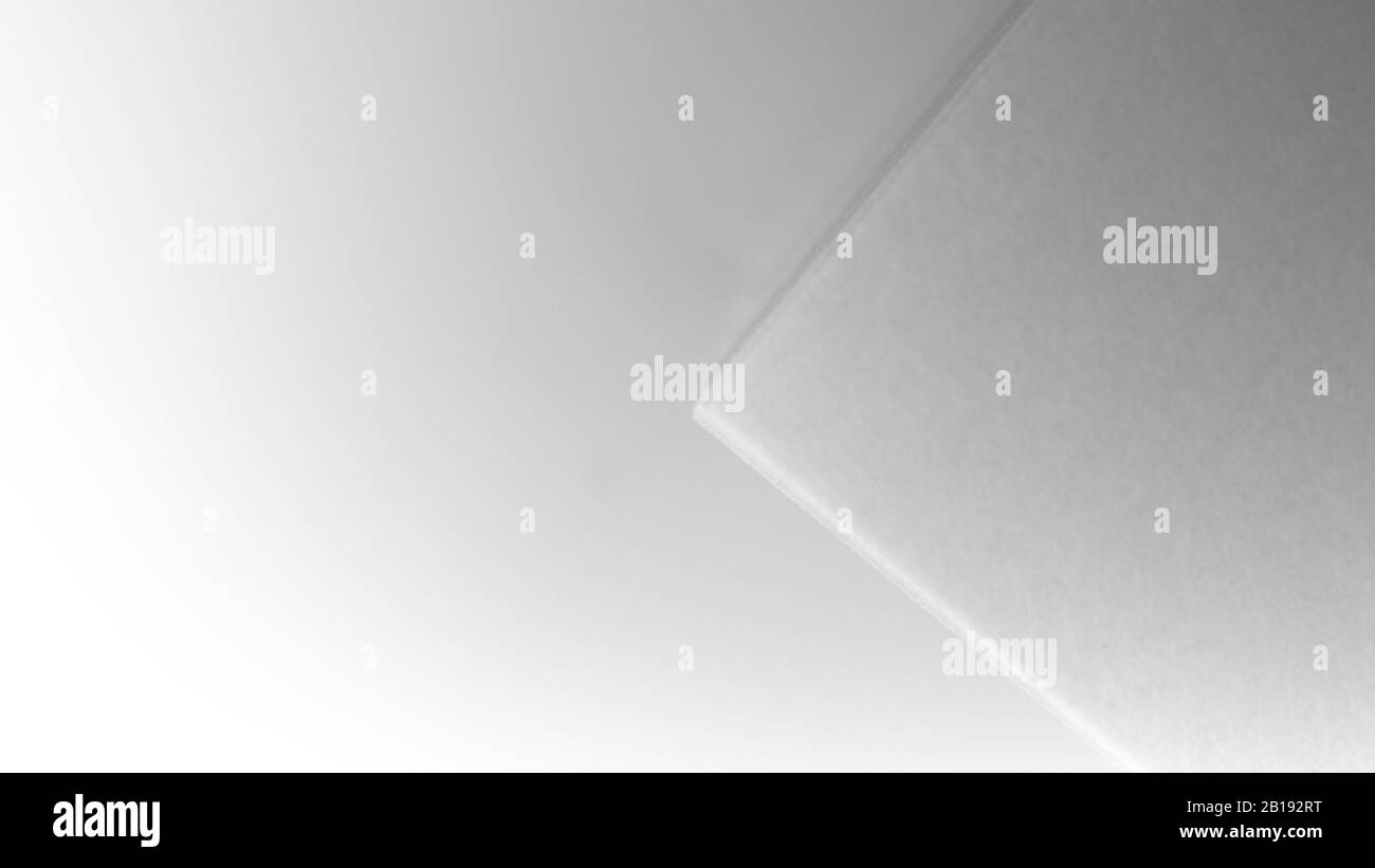 Le Minimalisme. Vue de dessus d'une pile de papier de bureau pour l'imprimante avec espace vide pour plus d'informations. Banque D'Images