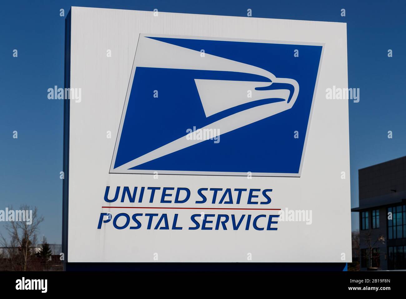 Cincinnati - Circa Février 2020: USPS poste de bureau. L'USPS est responsable de la livraison du courrier et de la fourniture du service postal. Banque D'Images