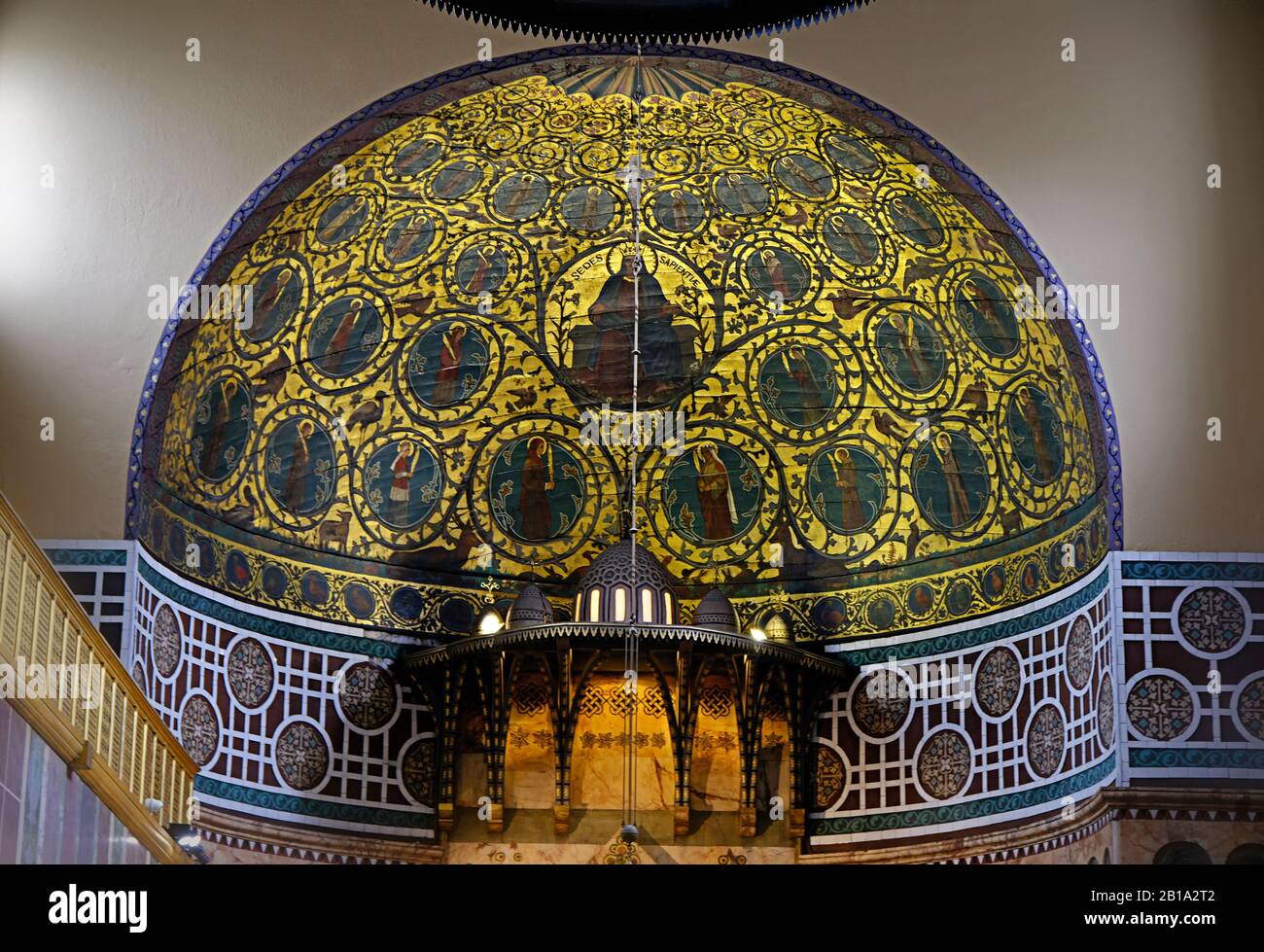 Intérieur De L'Église Universitaire De Dublin. Église Catholique Saint-Cardinal John Newman Dublin Irlande Banque D'Images