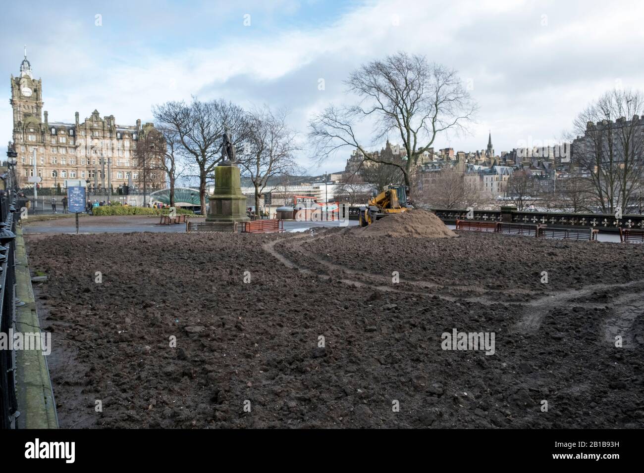 Les jardins Princes Street d'Édimbourg sont en réparation après les festivités de Noël et du nouvel an. Banque D'Images