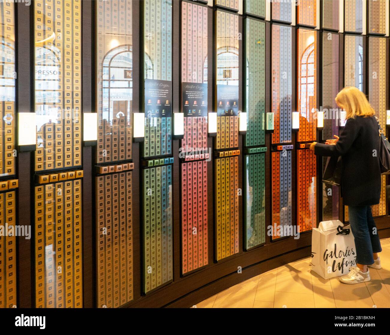 Nespresso Paris Opéra magasin France Photo Stock - Alamy