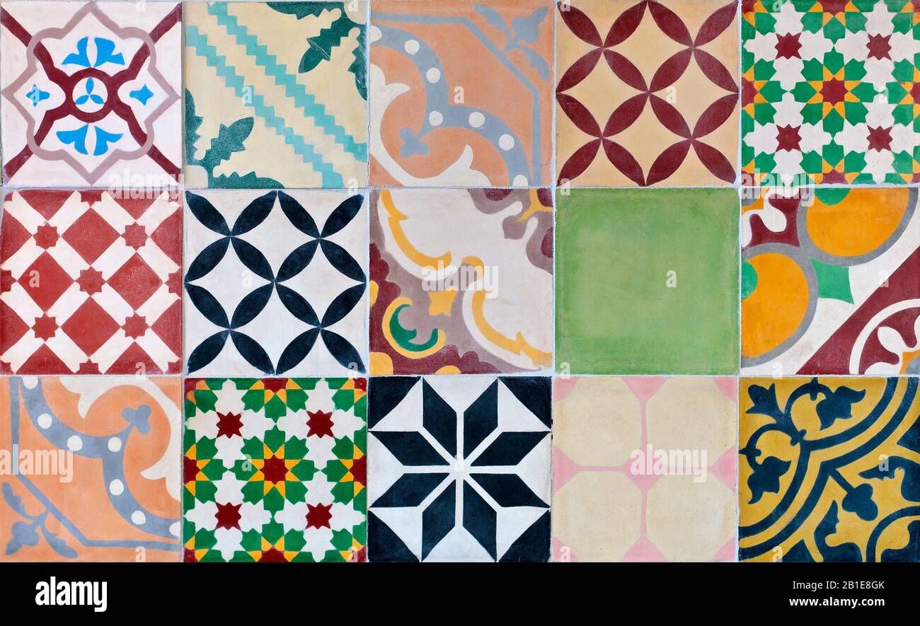 Ensemble de carreaux décoratifs colorés du Portugal Banque D'Images