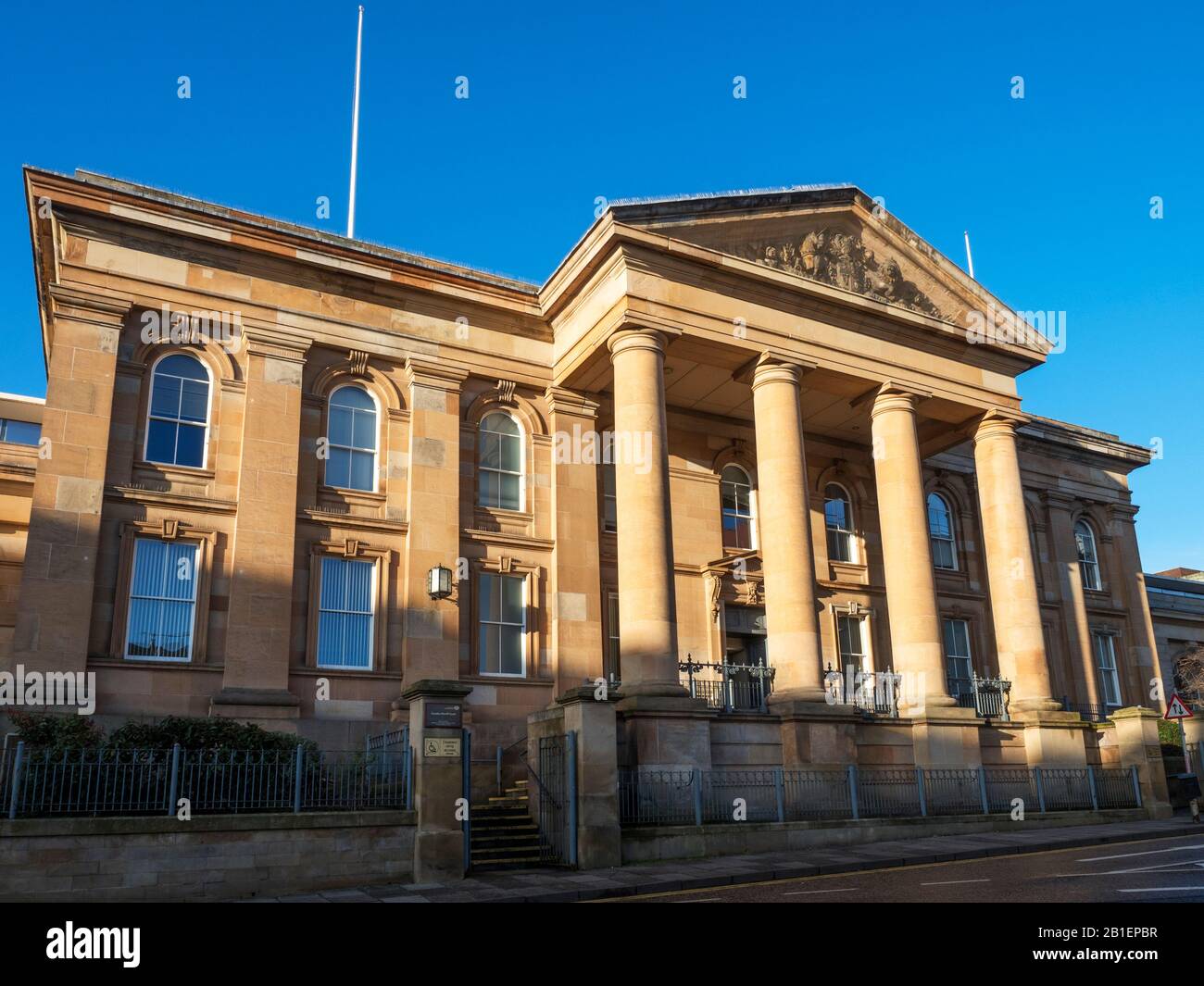 Dundee Sheriff court 1833 bâtiment de l'architecte George Angus sur West Bell Street Dundee Scotland Banque D'Images