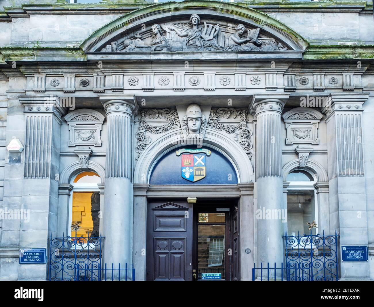Entrée à l'édifice Margaret Harris à la High School of Dundee Dundee Scotland Banque D'Images