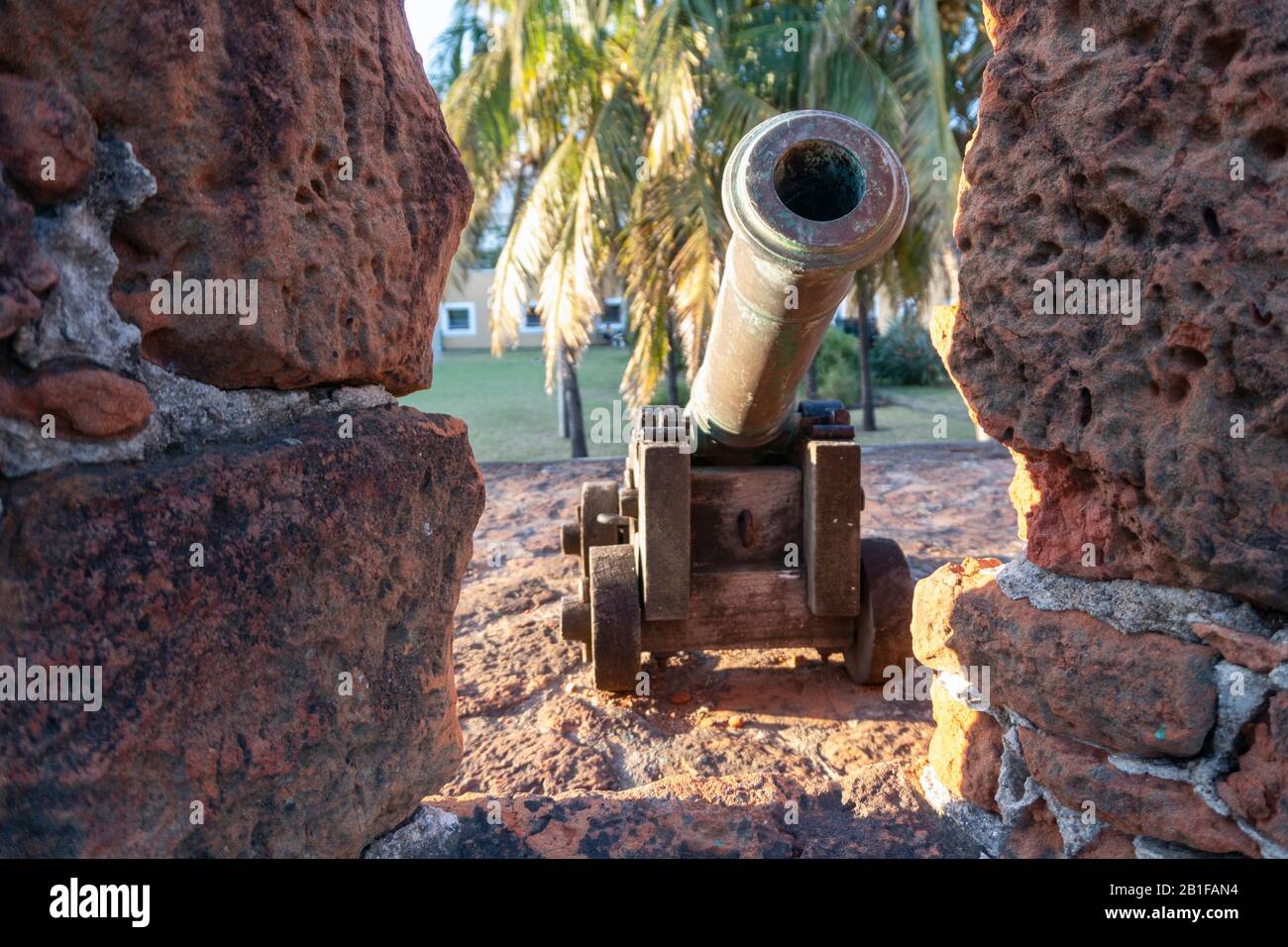 Armé de canons XVIIIe siècle forteresse portugaise de Maputo, capitale du Mozambique Banque D'Images