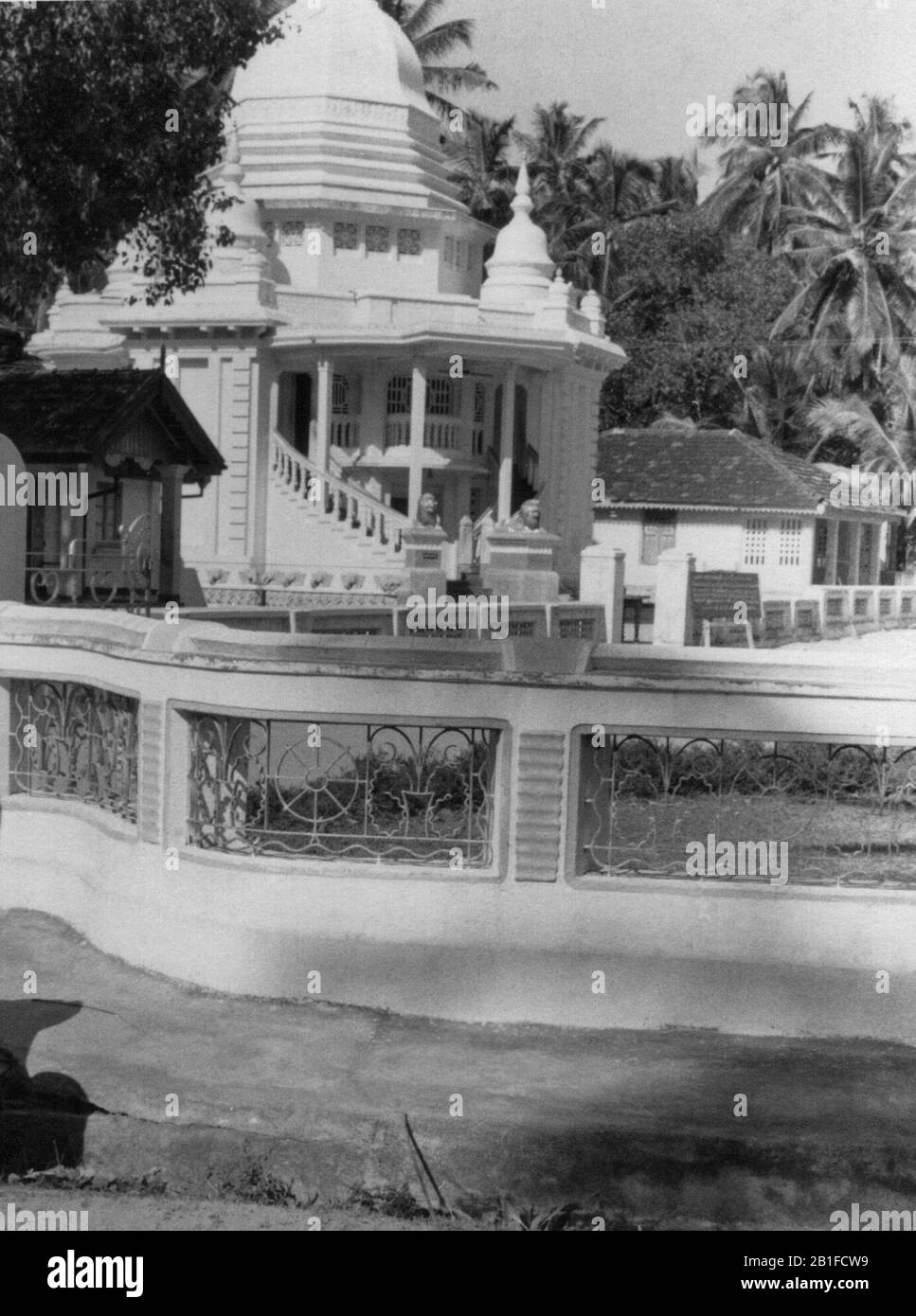 Sri Dalada Veediya, Kandy, Sri Lanka. 1958. Banque D'Images