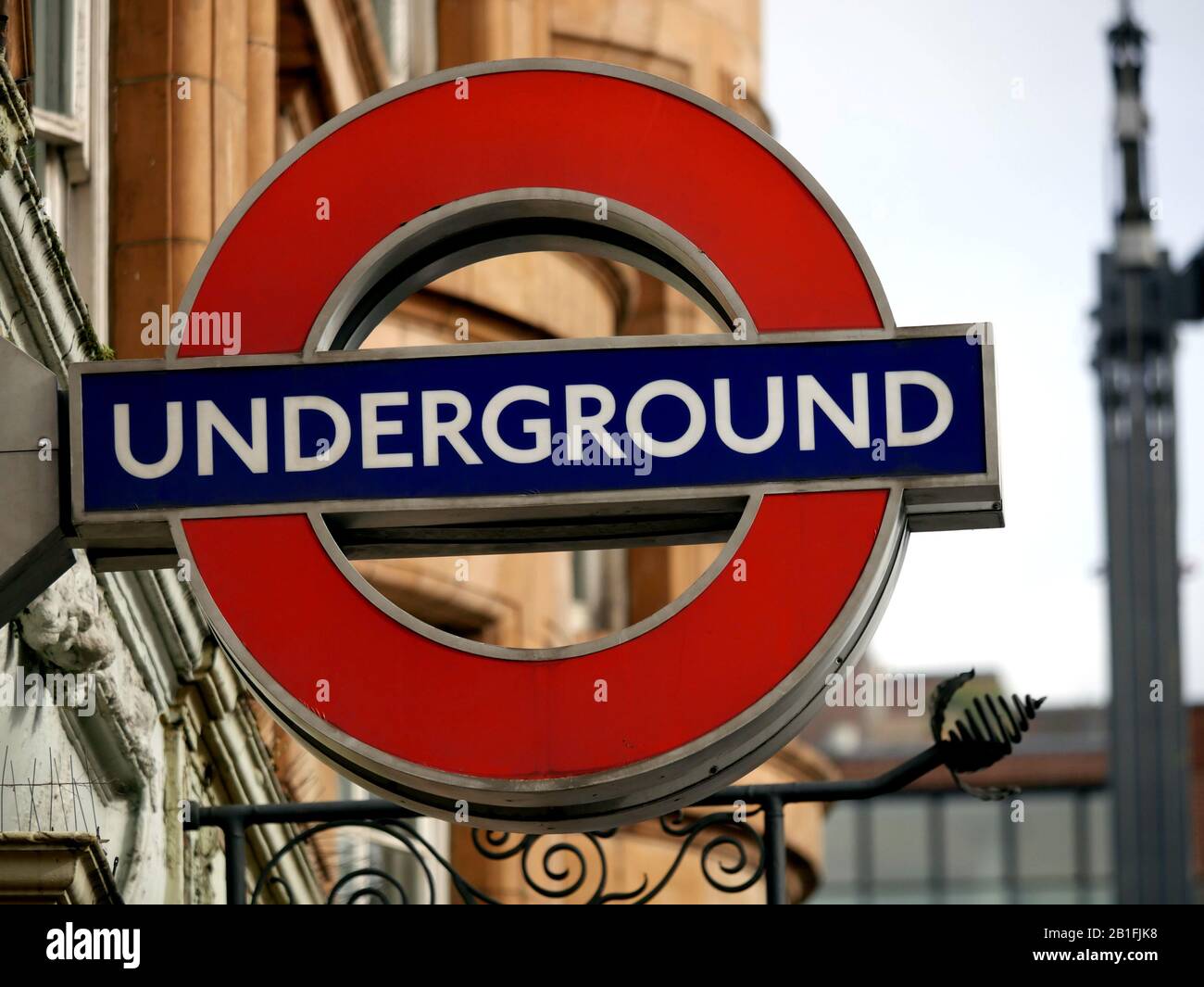 Gros plan sur le logo de la station de métro de Londres Banque D'Images