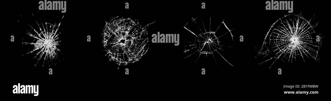 Jeu de verre cassé fissuré et ébréché sur fond noir. Collage abstrait avec texture de fenêtre fissurée. Banque D'Images