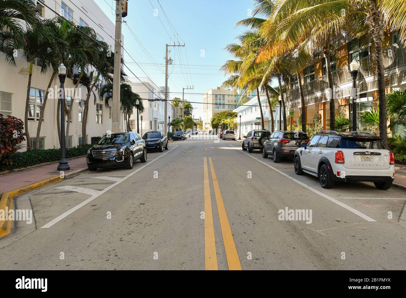 Rue vide Miami, Miami Beach, FL, États-Unis Banque D'Images