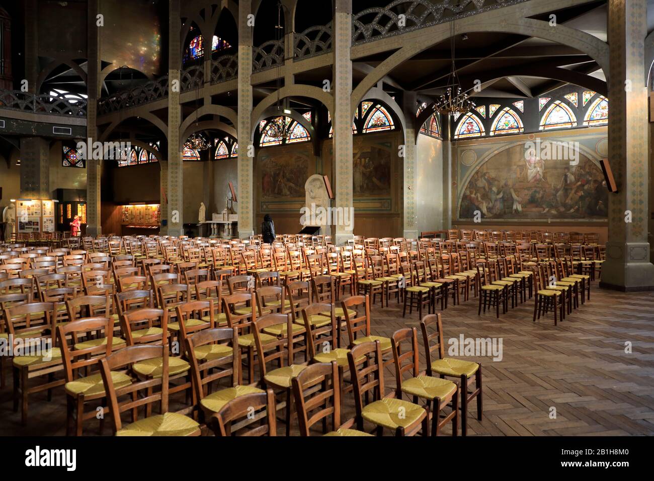 Vue intérieure de l'église Saint Jean de Montmartre ou de l'église Saint-Jean de Montmartre à Montmartre.Paris.France Banque D'Images