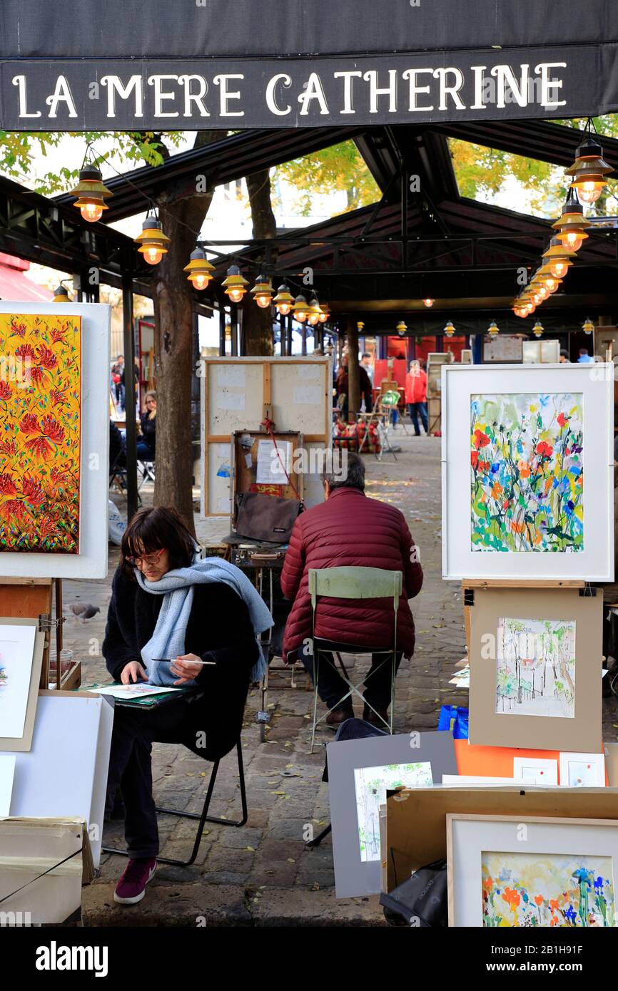 Artistes travaillant sur place du Tertre.Montmartre.Paris.France Banque D'Images