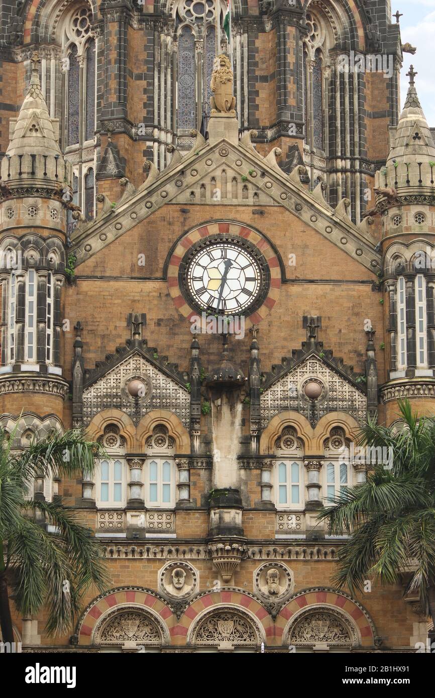 Chhatrapati Shivaji Maharaj Terminus ou gare Victoria Terminus et site classé au patrimoine mondial de l'UNESCO, Mumbai, Maharashtra, Inde. Banque D'Images