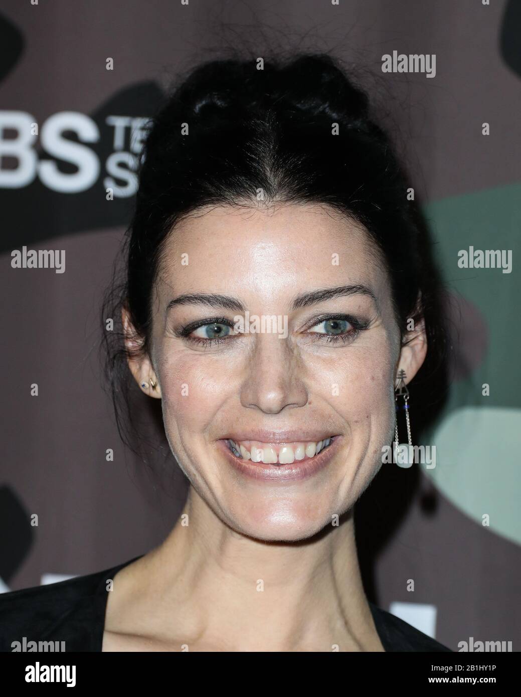 Hollywood, LOS ANGELES, CALIFORNIE, États-Unis - 25 FÉVRIER: L'actrice Jessica Pare arrive à la première de Los Angeles De CBS Television Studios 'Seal Team' qui s'est tenue à ArcLight Cinemas Hollywood le 25 février 2020 à Hollywood, Los Angeles, Californie, États-Unis. (Photo De Xavier Collin/Image Press Agency) Banque D'Images