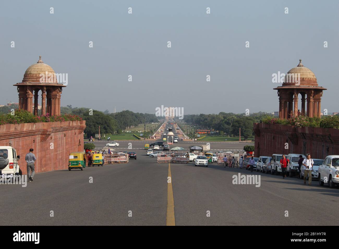 5 Novembre 2019, Delhi, Inde. Vue sur la porte de l'Inde depuis le bâtiment central du secrétariat Banque D'Images