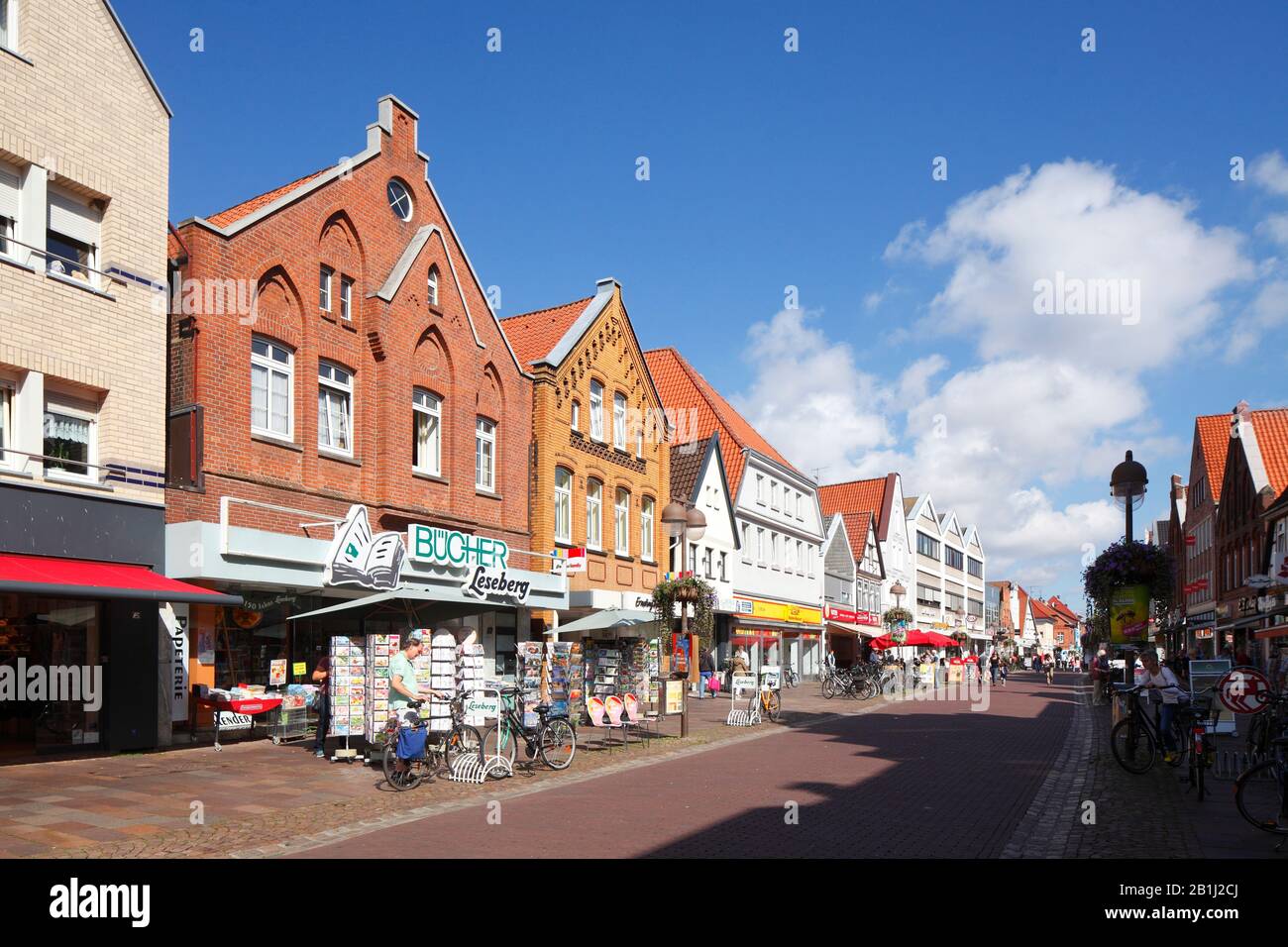 Façades de maisons historiques de Langen Strasse, Nienburg an der Weser, Basse-Saxe, Allemagne, Europe Banque D'Images