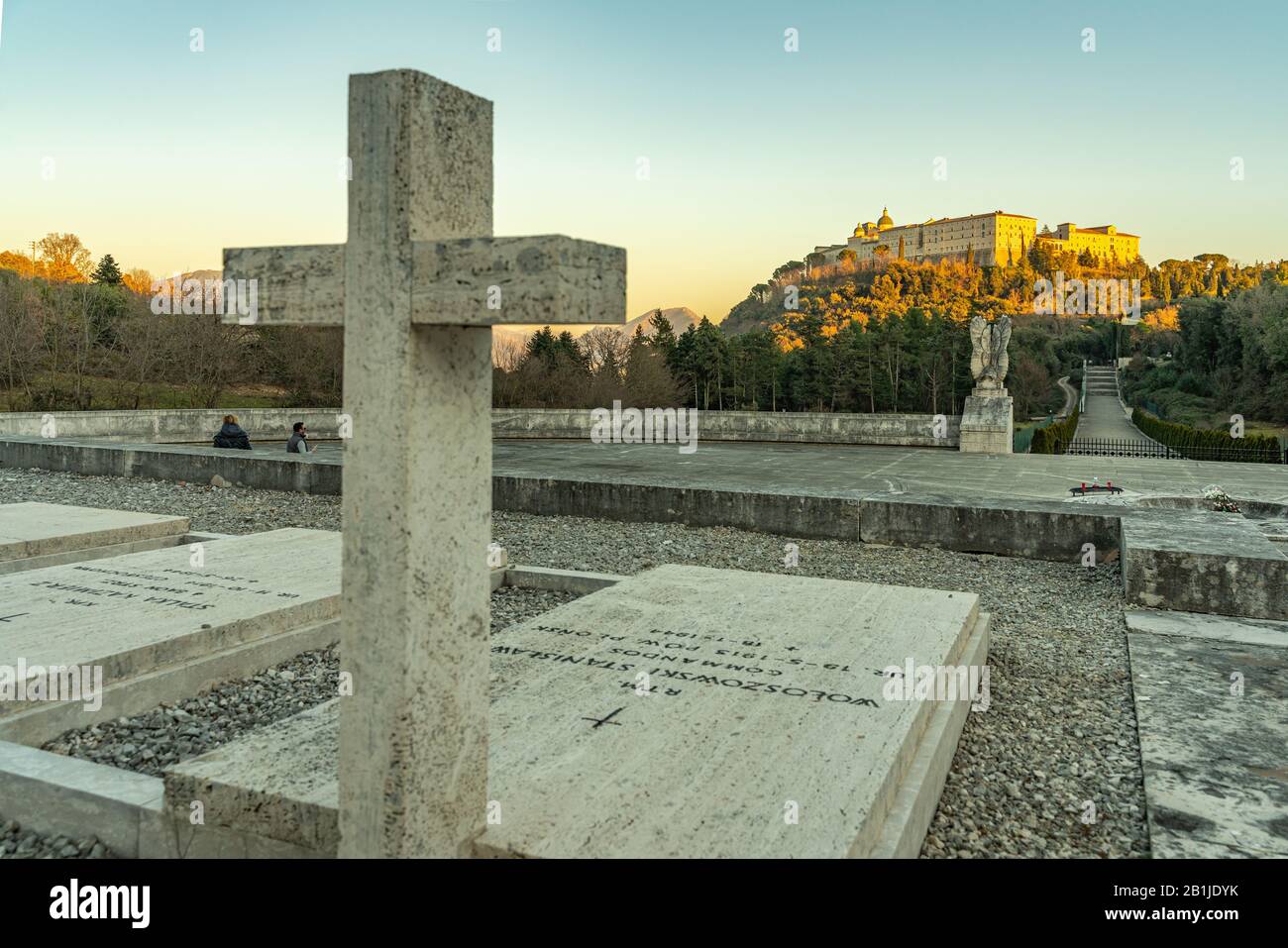 Abbaye de Montecassino vue du cimetière militaire de guerre polonais Banque D'Images