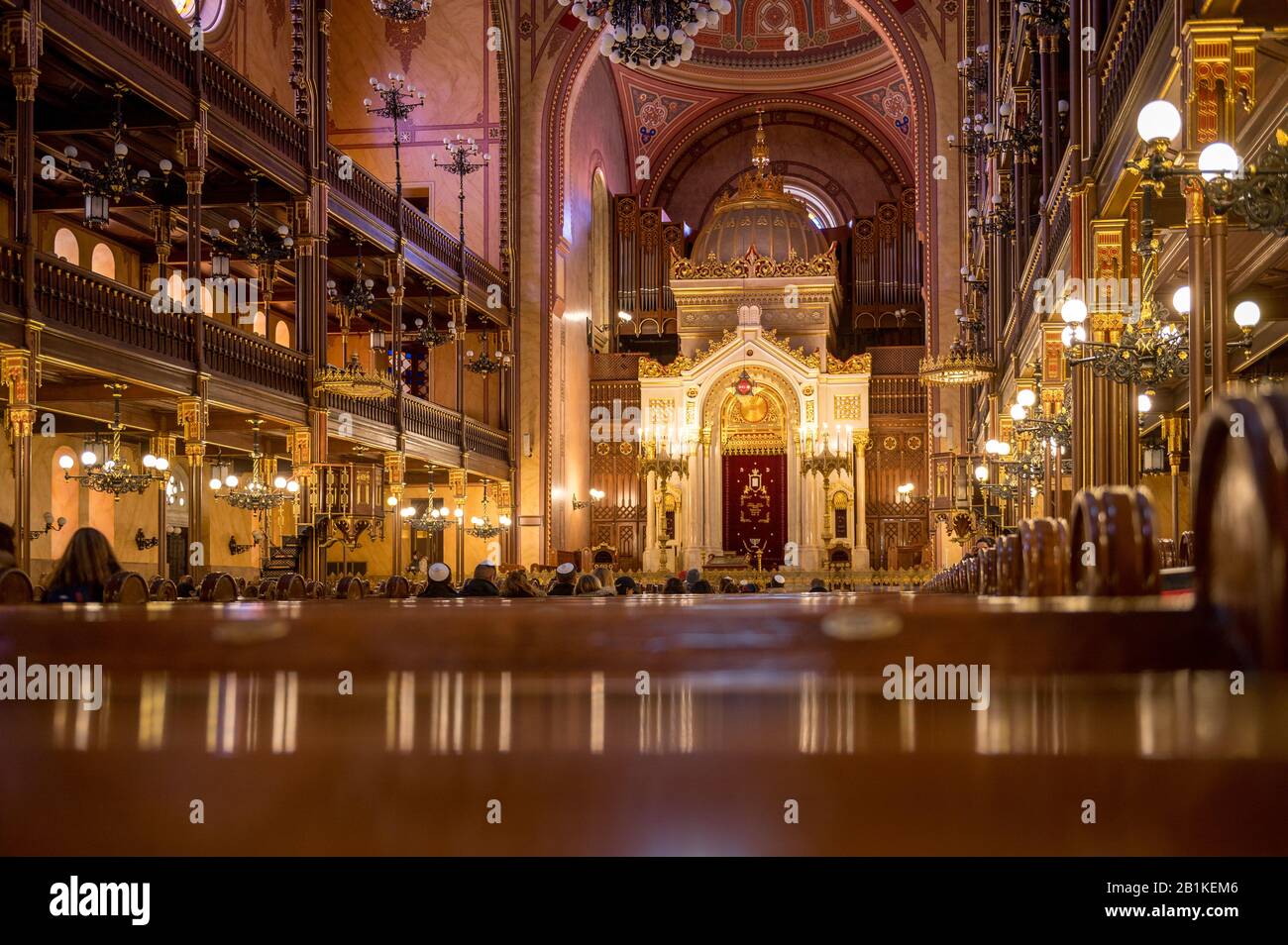 Magnifique intérieur de la synagogue juive Dohány Street à Budapest Banque D'Images