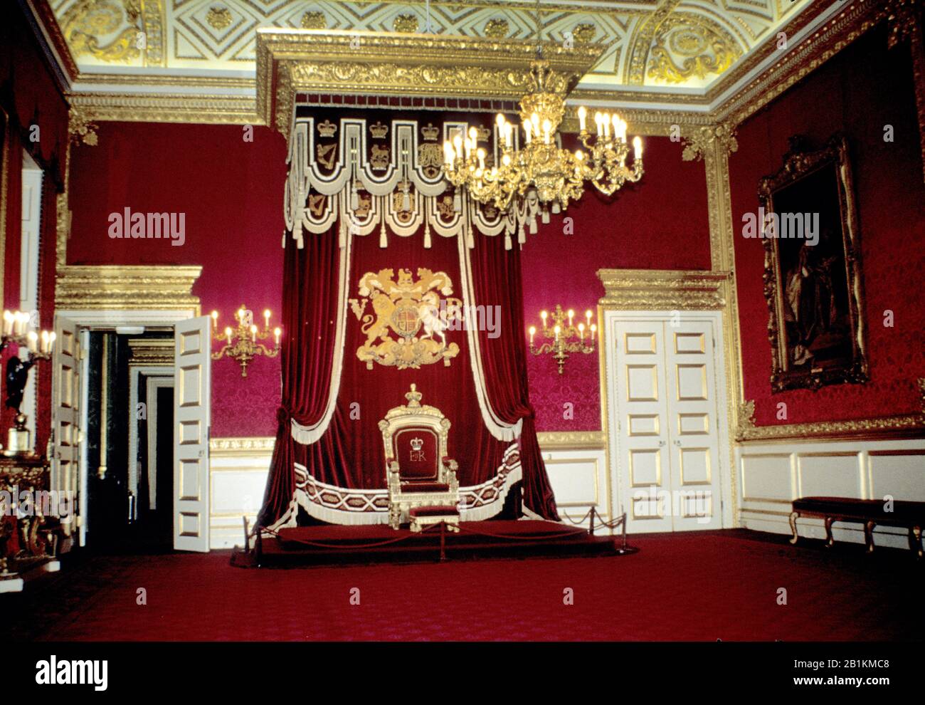 La salle du trône au St Jame's Palace, Londres, Angleterre. Banque D'Images