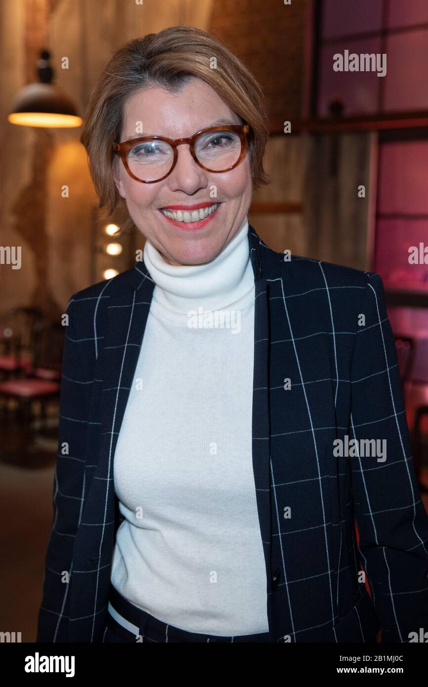 Bettina Böttinger bei der Aufzeichnf der WDR-Talkshow 'Kölner Treff' im WDR Studio BS 2. Köln, 14.02.2020 Banque D'Images