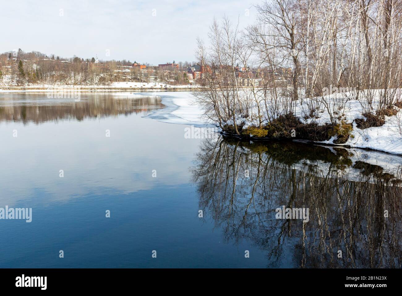 Lac des Nations de Sherbrooke (Vue Times Hotel de Sherbrooke)