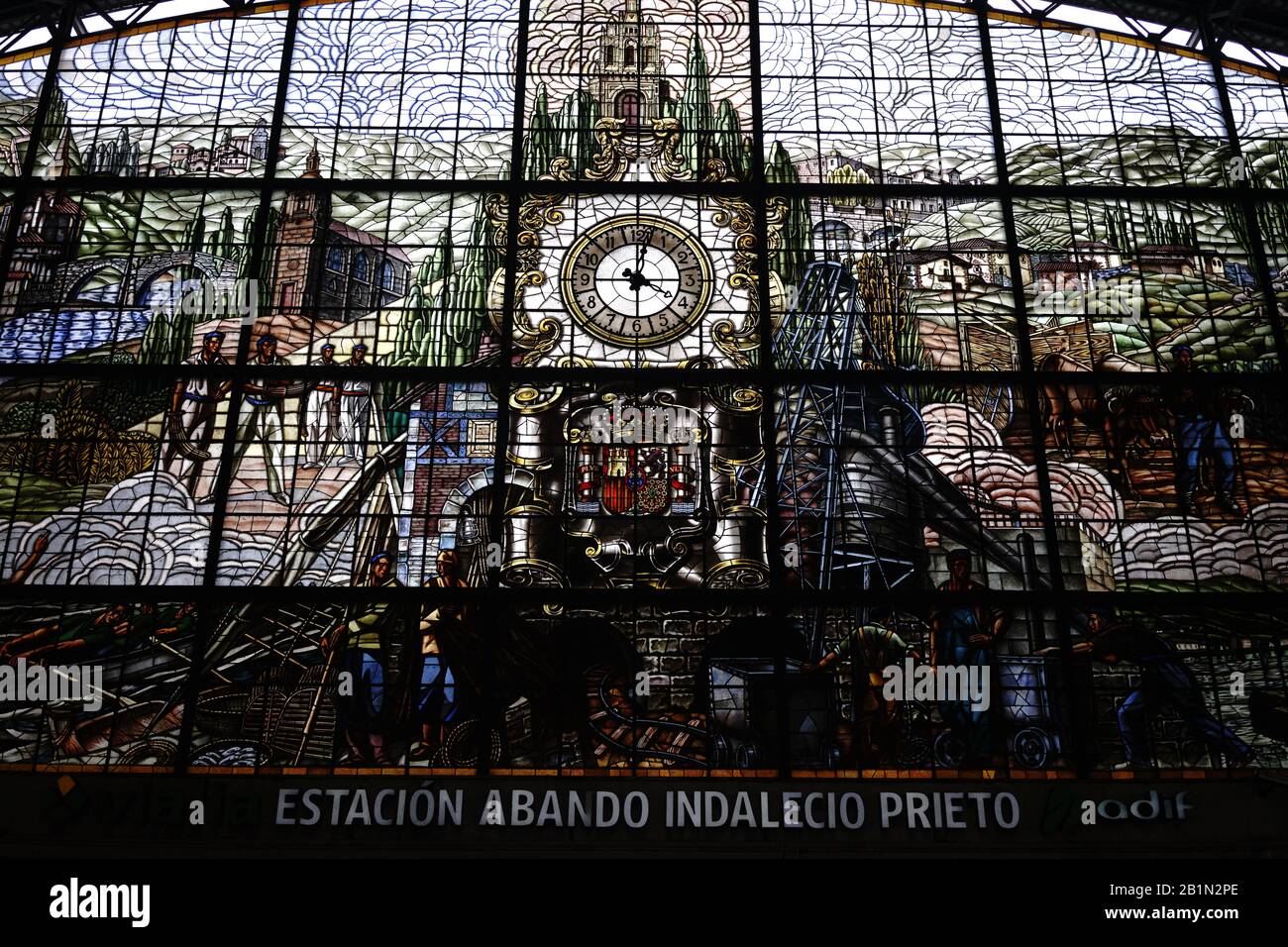BILBAO ESPAGNE GARE - LE VITRAIL ET LA SALLE CENTRALE - BILBAO ESTACION - BILBAO CITY © FRÉDÉRIC BEAUMONT Banque D'Images