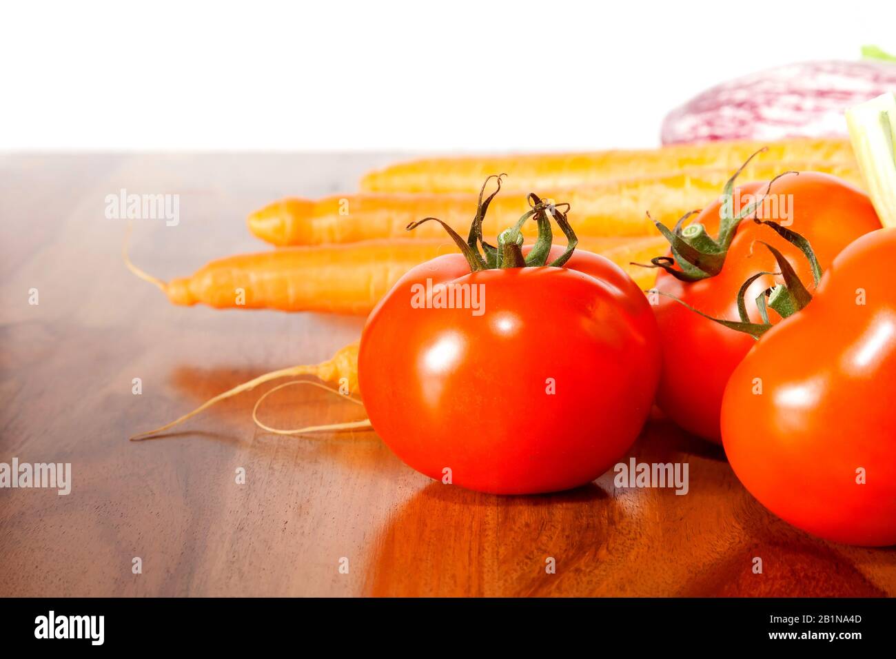 tomates et carottes dans la cuisine Banque D'Images