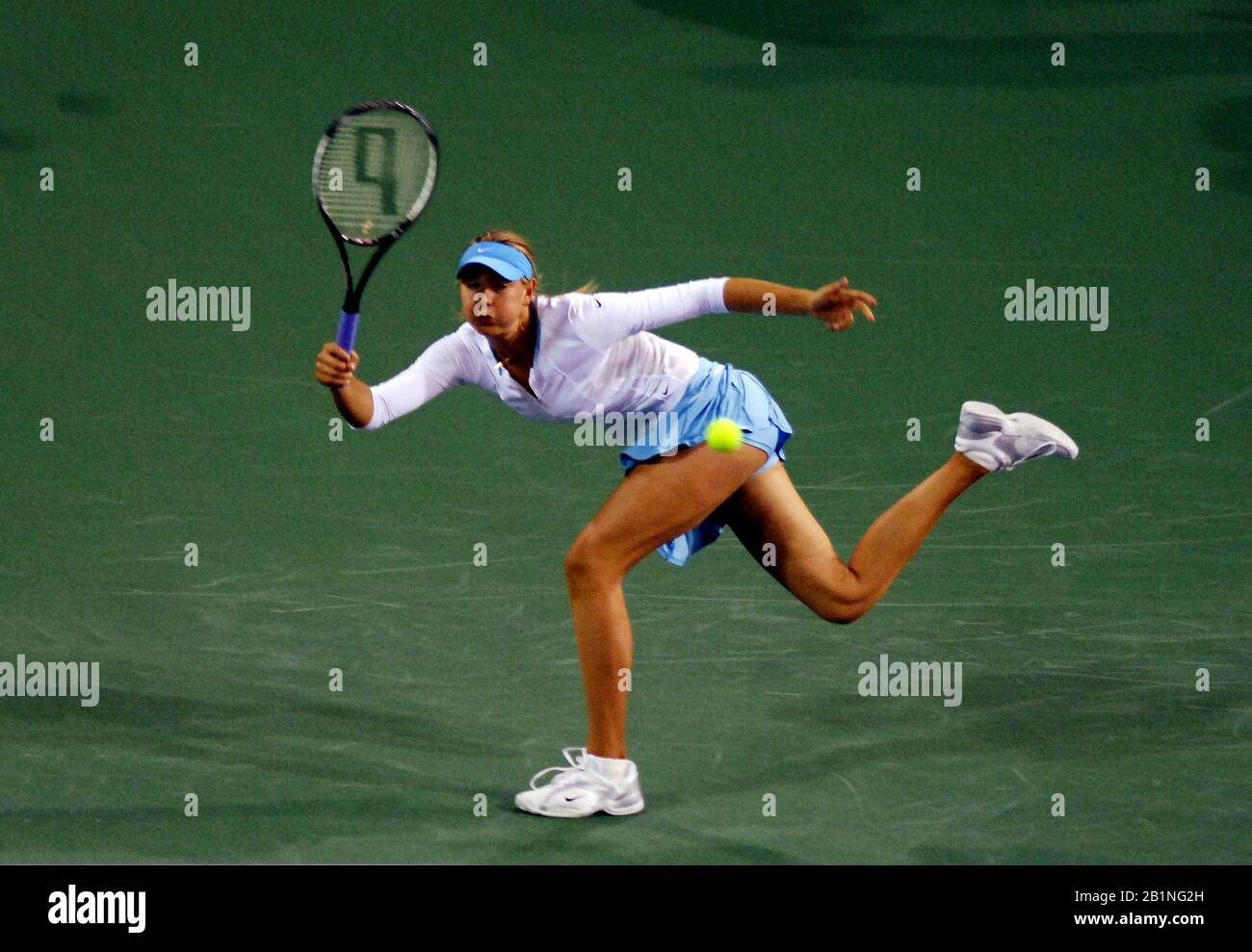 Palm Springs, États-Unis. 10 mars 2006. Pacific Life Indian Wells Palm Springs 10.03.2006 Maria Sharapova (RUS) remporte le premier match rond Credit: Roger Parker/Alay Live News Banque D'Images