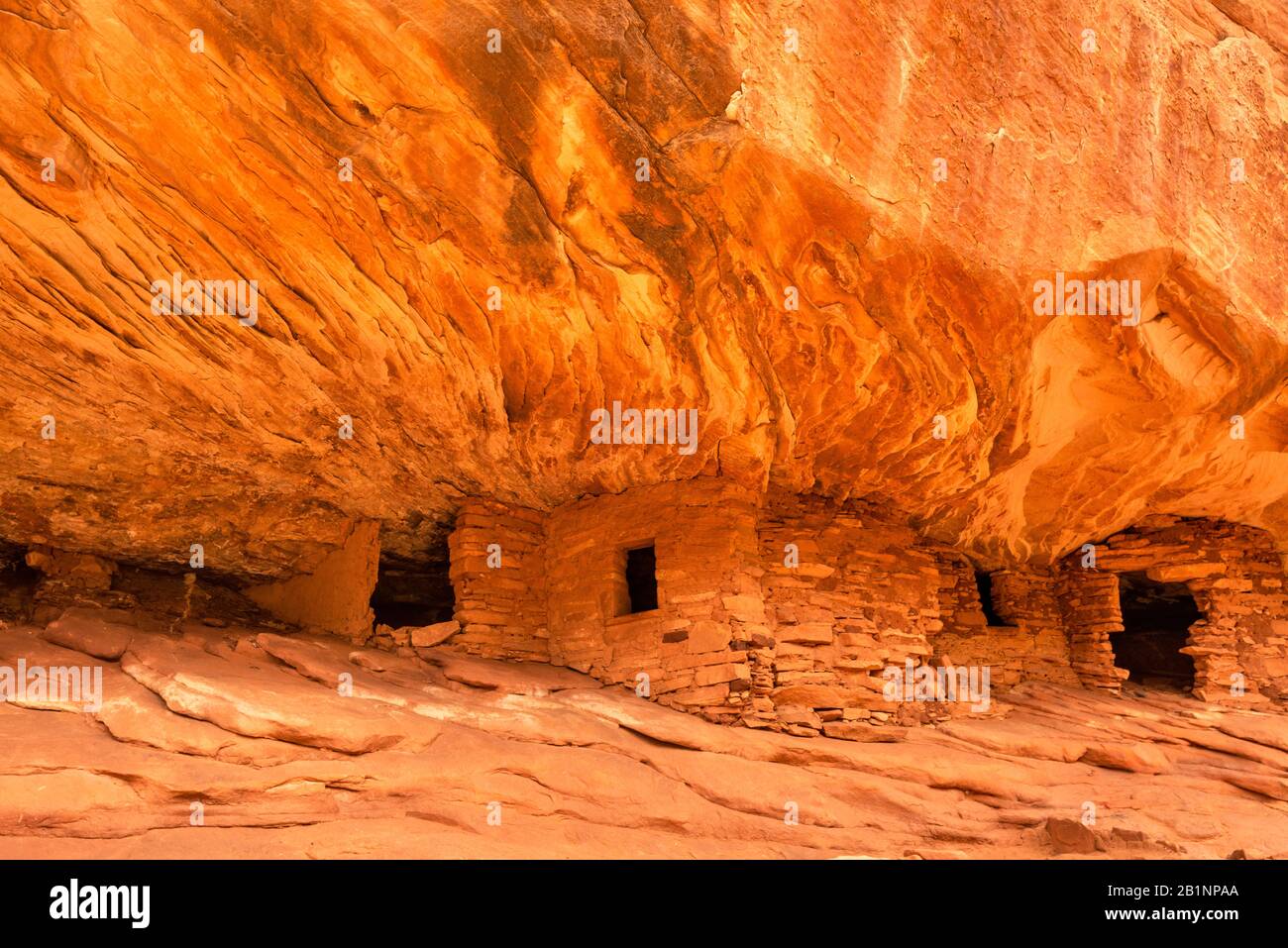 House on Fire, Puebloan Cliff demeure à Mule Canyon sur Cedar Mesa, Shash JAA Unit, Bears Ears National Monument, Utah, États-Unis Banque D'Images