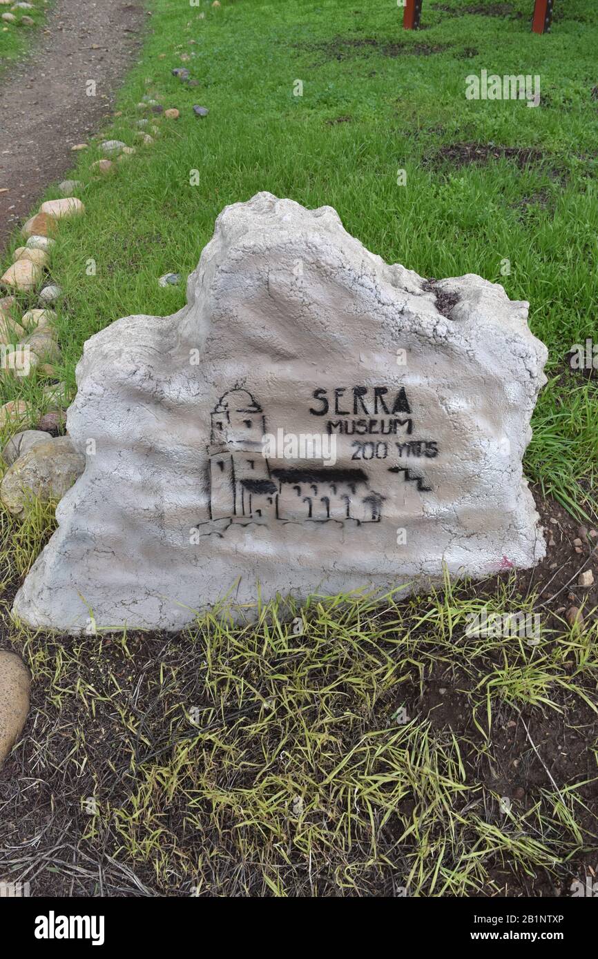 Marqueur de signalisation pour le musée Junipero Serra à fort Stockton, vieille ville, San Diego. Banque D'Images