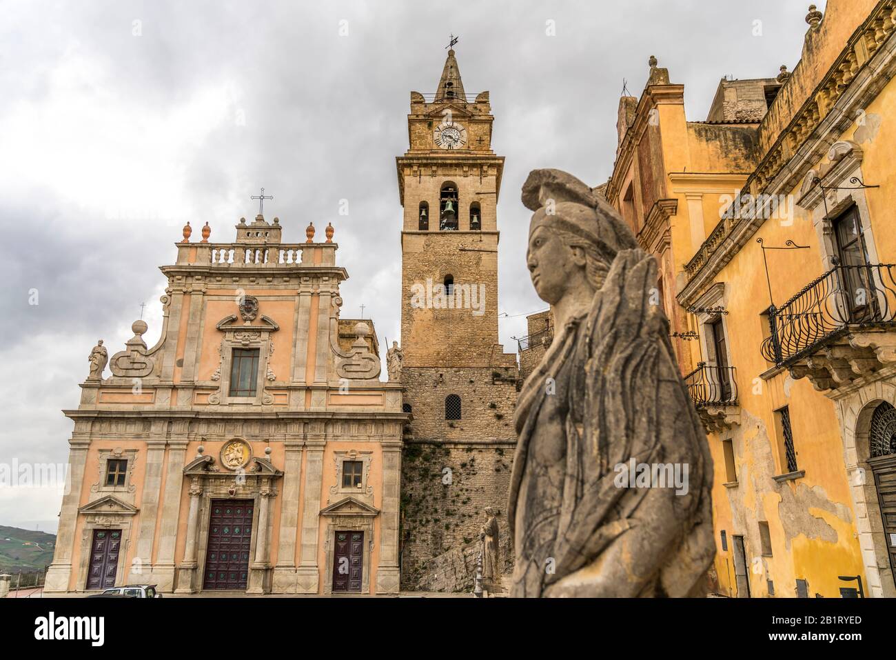 Der Dom Chiesa Madre S. Giorgio Martyre, Caccamo, Sizilien, Italien, Europa | Caccamo Cathédrale Chiesa Madre S. Giorgio Martyre, Sicile, Italie, Euro Banque D'Images